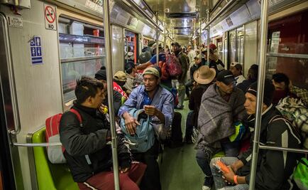 Migrantes se van de la CDMX en Metro