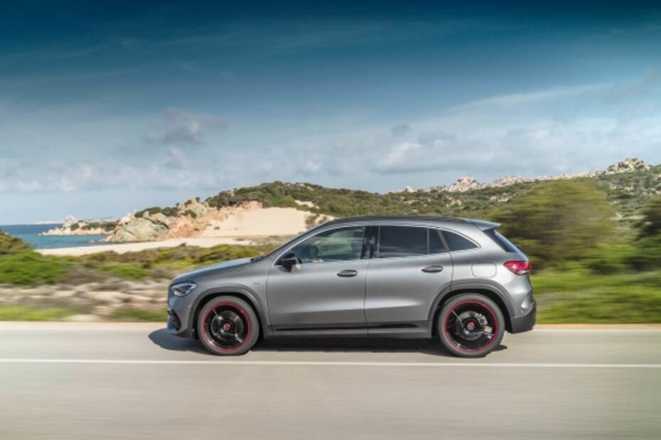 Mercedes Benz lanza la nueva GLA 2020