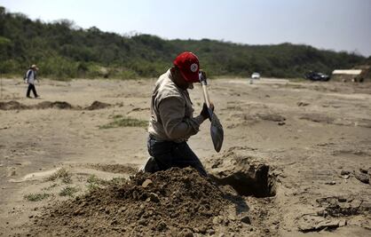 INE y gobierno de Coahuila firman convenio para identificar personas desaparecidas