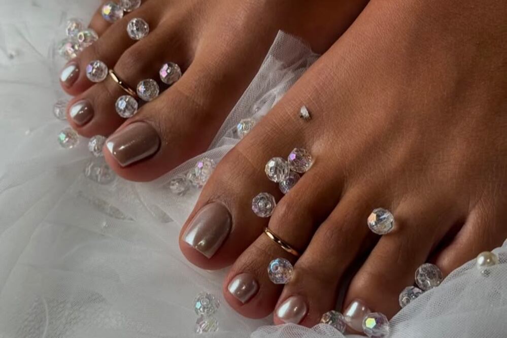 Una buena pedicura mantiene los pies saludables. Foto: Instagram @lotus_nails