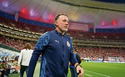 Leyendas de Chivas exigen estabilidad en el proyecto de Gabriel Milito