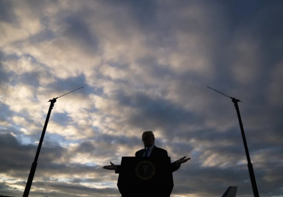El presidente Donald Trump durante un acto de campaña en el aeropuerto regional Arnold Palmer, el jueves 3 de septiembre de 2020, en Latrobe, Pensilvania. Foto: AP
