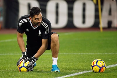 Olympiacos homenajeará a Buffon