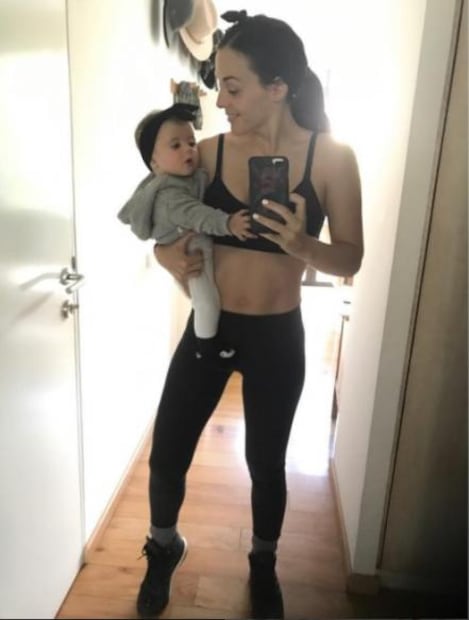 Zuria Vega muestra su figura a seis meses de convertirse en mamá