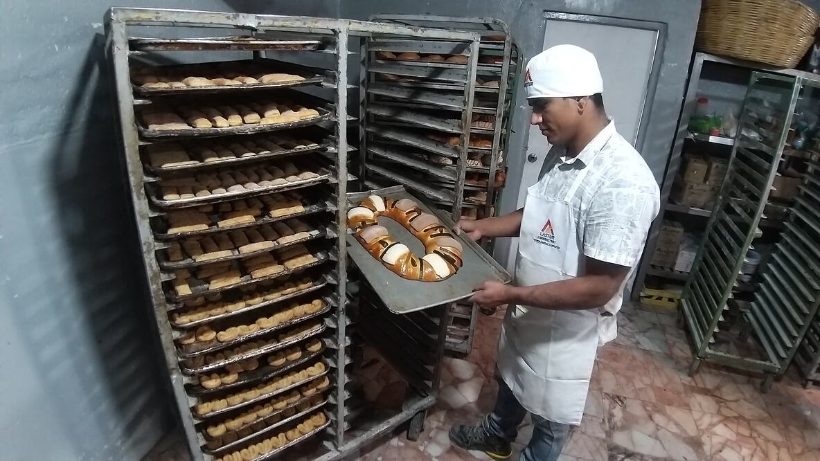 Integrantes del Centro de Rehabilitación Grupo Despertar las elaboran como parte de su terapia. Foto: Sandra Tovar | El Universal