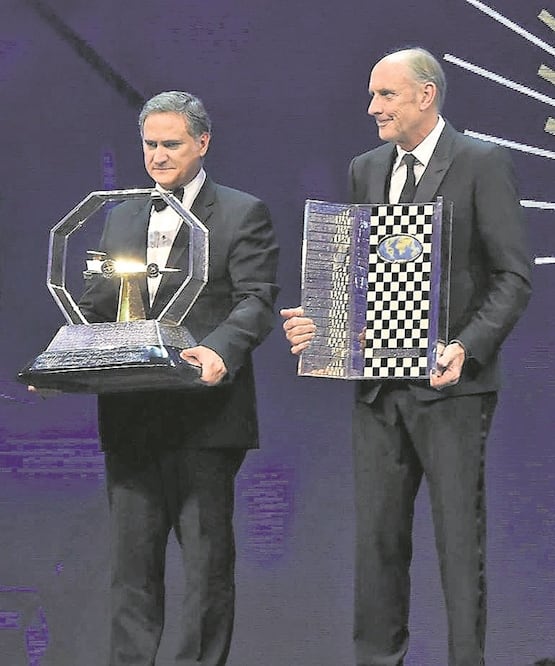 Alejandro Soberón, presidente de CIE, recibió el galardón en gala de la FIA. FOTO: FIA