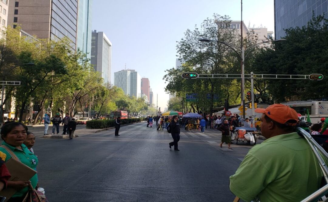 El Frente Auténtico del Campo, conformado por cuatro organizaciones agrarias, liberó Paseo de la Reforma hace unos minutos. Foto: Alexis Ortiz