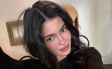 Kylie Jenner presume la tendencia de labios que triunfó en los 90