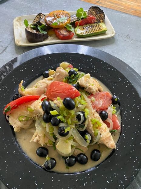 Pollo al coco con olivas ¡Está de rechupete!