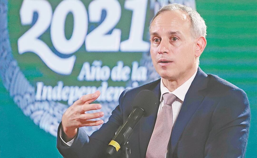 Hugo López-Gatell celebró la luz verde al uso de la vacuna de Johnson & Johnson. Foto: Berenice Fregoso/ El Universal.