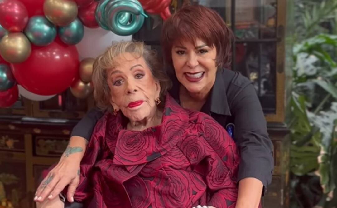 Silvia Pinal con su hija Alejandra Guzmán en su cumpleaños. Septiembre de 2024.