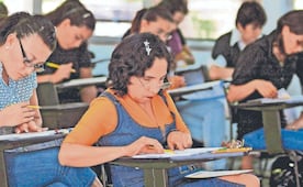 Austeridad dejó sin capacitación a profesores: Reciben apenas 29 centavos al día