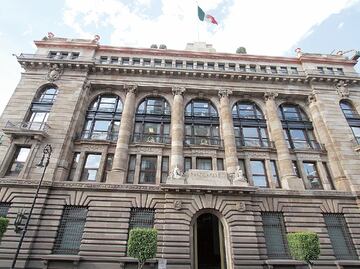 Hacienda usa remanentes de Banxico para reducir deuda pública en 83%; permitirá disminuir amortizaciones de deuda externa