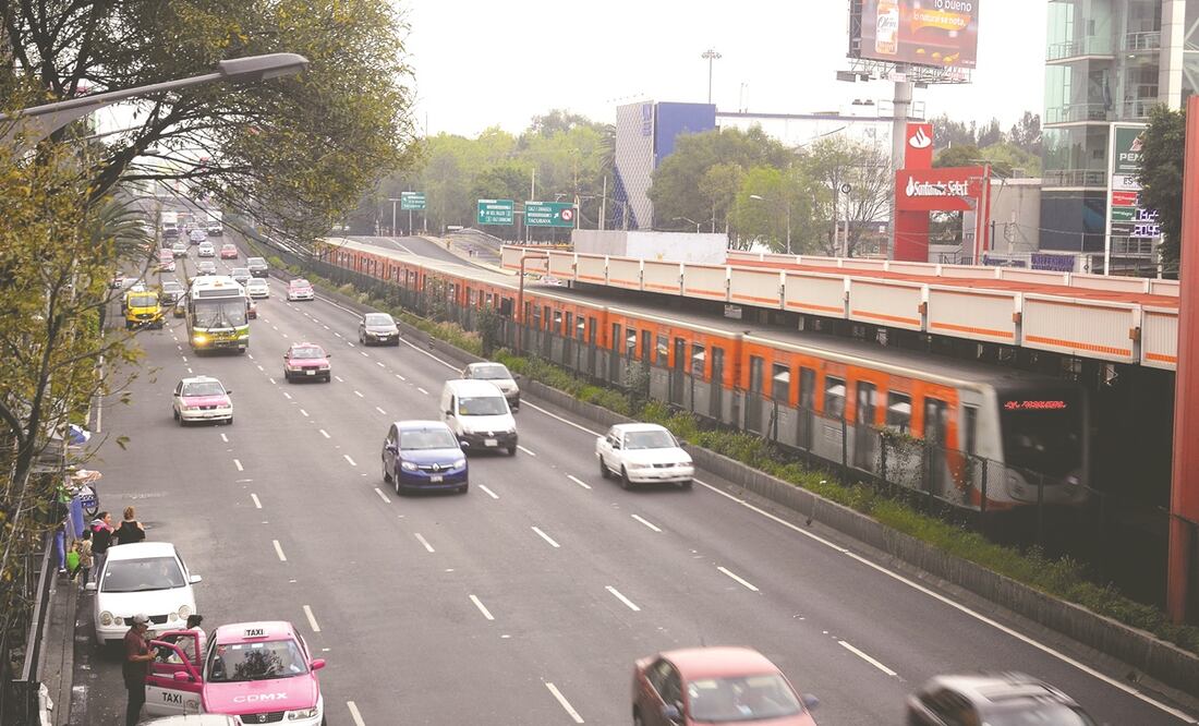 Este jueves 19 de marzo no circulan autos con engomado verde