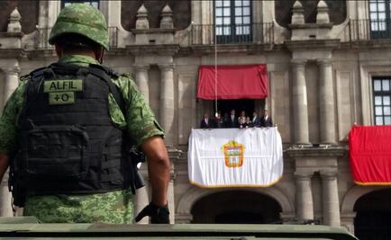 Encabeza Del Mazo Maza su primer desfile como gobernador del Edomex