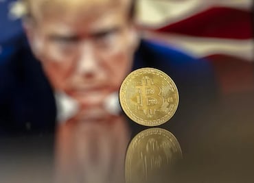 Negocios de criptomonedas de Trump generan mil millones de dólares en beneficios, según Financial Times