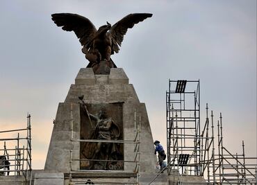 FOTOS: Así van los trabajos de rehabilitación del Monumento a La Raza