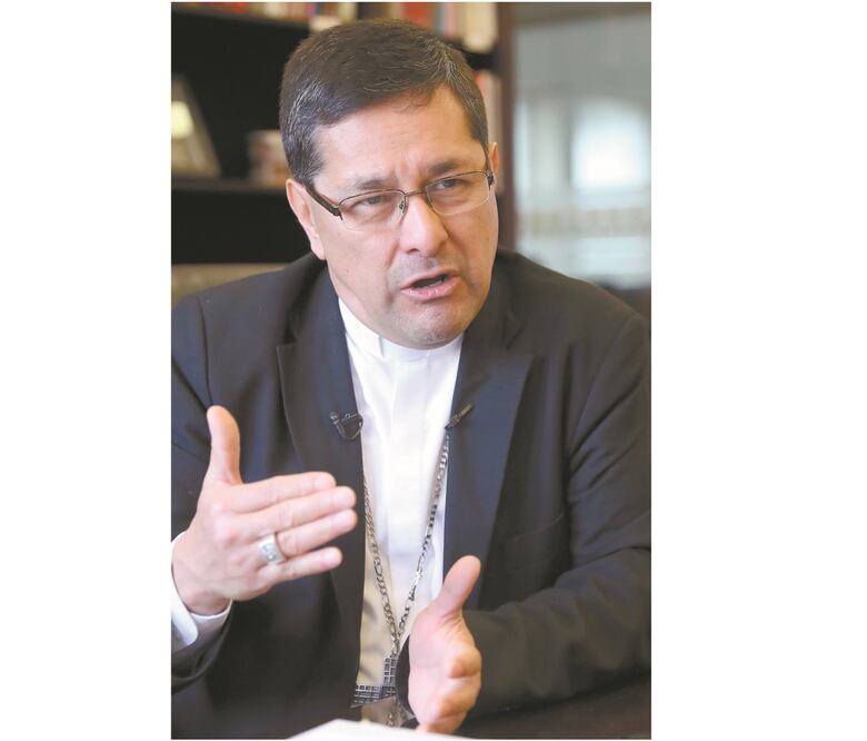 Apoyo. El Episcopado, presidido por Alfonso Miranda Guardiola, expresó su voluntad de participar en beneficio del país. Foto/Archivo El Universal