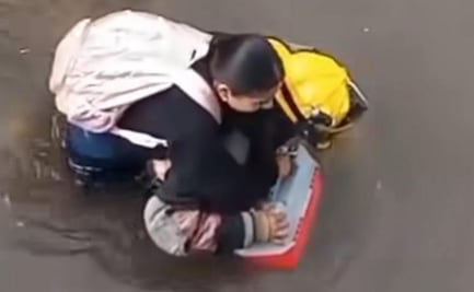 Intensas lluvias provocan severas afectaciones en Zacatecas; autobús escolar queda varado por inundación