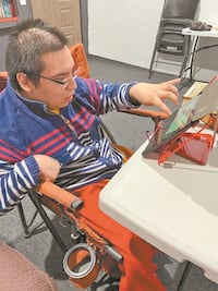 Clases en línea no son para personas con discapacidad