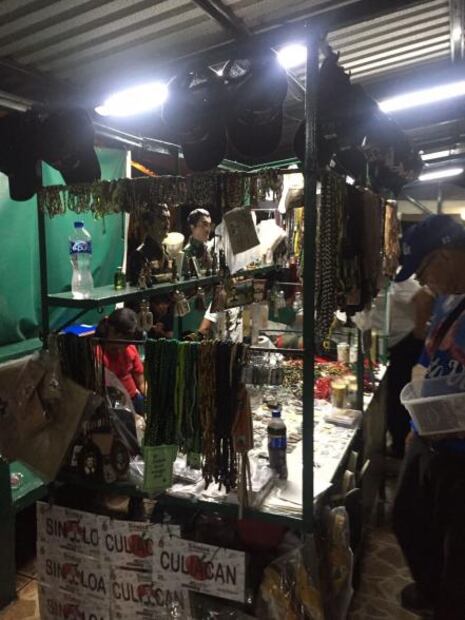 Festejan a Malverde, el santo de los narcos en Culiacán