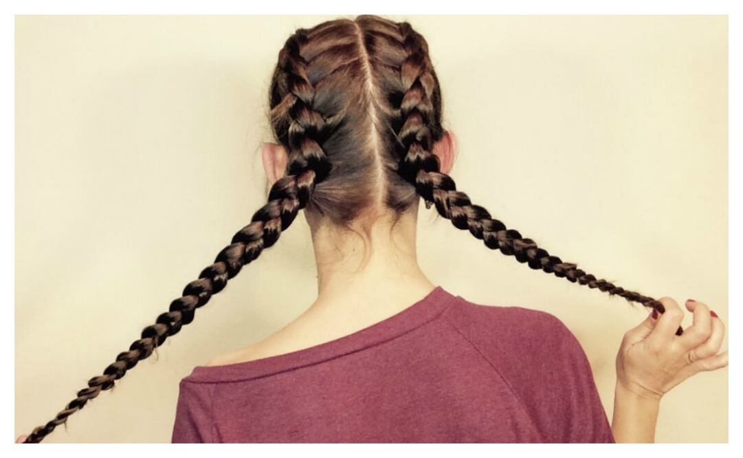 Trenzas de raíz a los dos lados