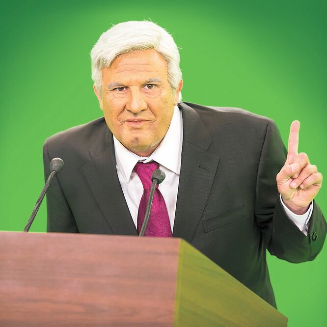 Christian Ahumada comenzó imitando a AMLO en El privilegio de mandar. Foto: TELEVISA