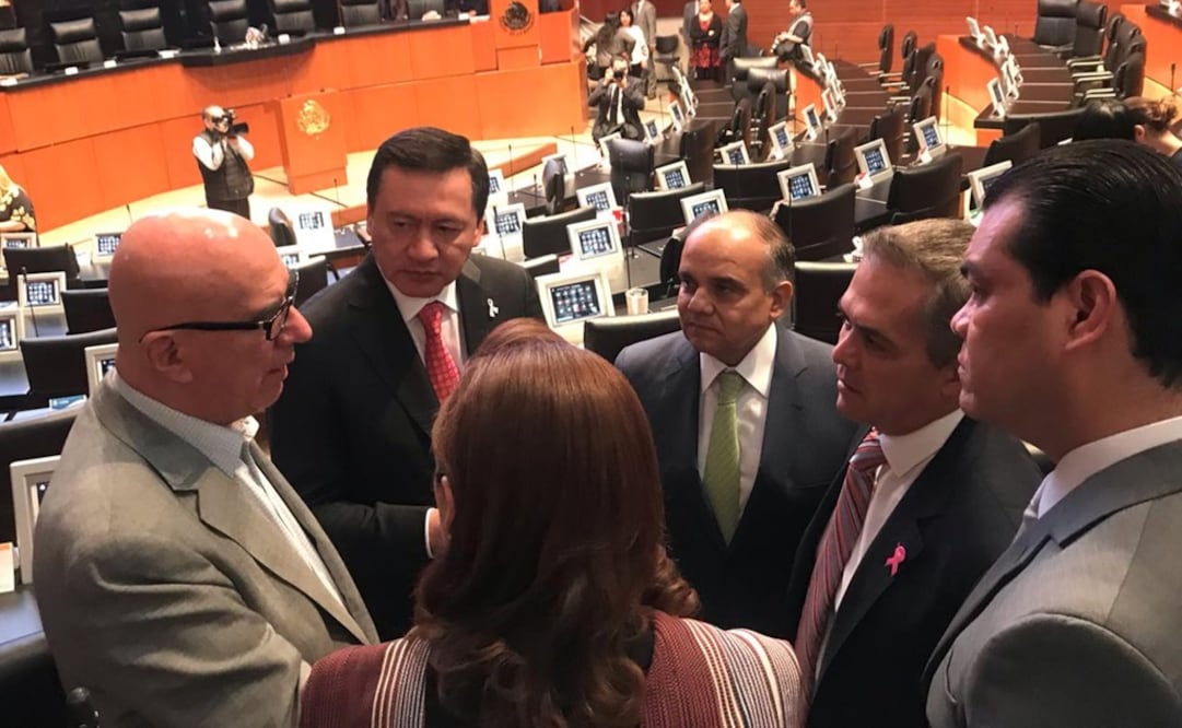 Los senadores Dante Delgado, Miguel Ángel Osorio Chong, Manuel Añorve, Miguel Ángel Mancera y Juan Zepeda. Foto: Especial
