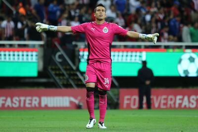 Chivas pondrá en exhibición a Jiménez y otros