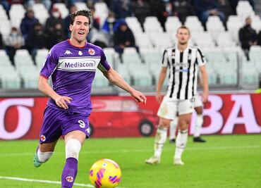 Vlahovic, el delantero de moda en el futbol italiano, llega a la Juventus