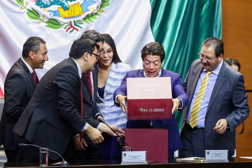 Esta tarde la SHCP entregó a la Cámara de Diputados el proyecto de Presupuesto de Egresos de la Federación para 2020 / DIEGO SIMÓN SÁNCHEZ. EL UNIVERSAL