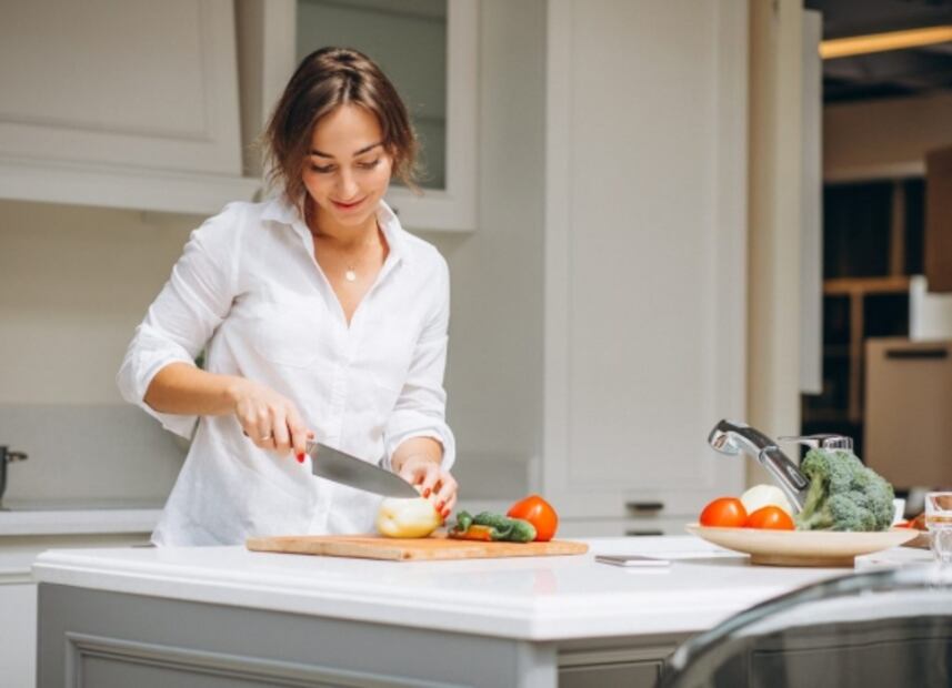 El limón puede ser tu mejor amigo para limpiar tu cocina