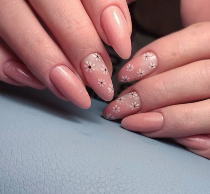 Las mejores ideas para darle vida a tus uñas durante el verano