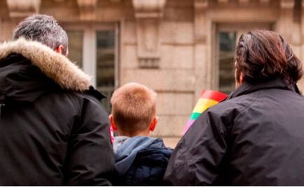 Homosexuales podrán adoptar a su hijastro en Italia