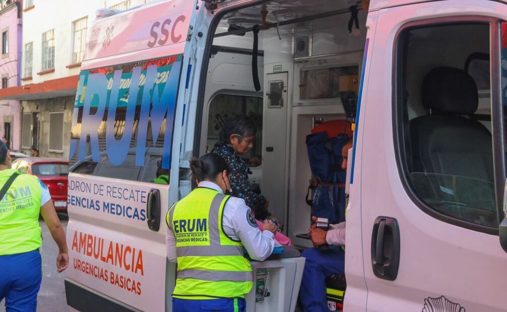 Personas mayores fueron atendidas por equipo médico (28/01/2025). Foto:  Axel Sánchez / EL UNIVERSAL