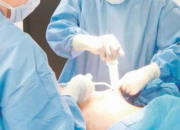 Diputados, senadores y médicos van por 40 años de cárcel para charlatanes de cirugías estéticas