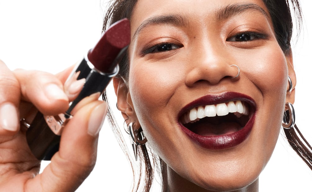 Un labial ya no es suficiente. Foto: Cortesía Avon