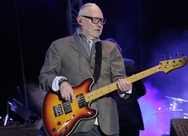 Sacan en camilla a Sabo Romo durante concierto en Sinaloa