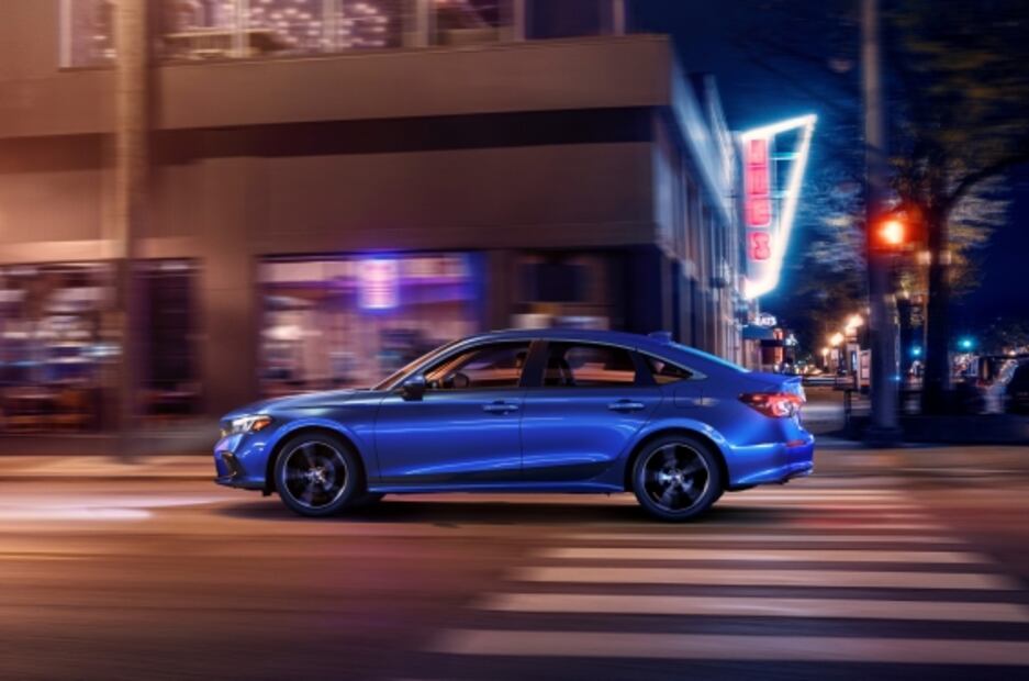 Honda Civic Sedán 2022 es presentado por completo