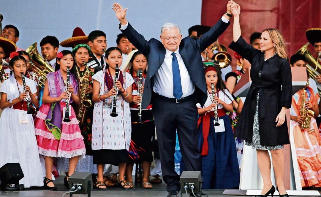 López Obrador celebrated the first anniversary of his electoral win in Mexico City - Photo: Fernando Llano/AP