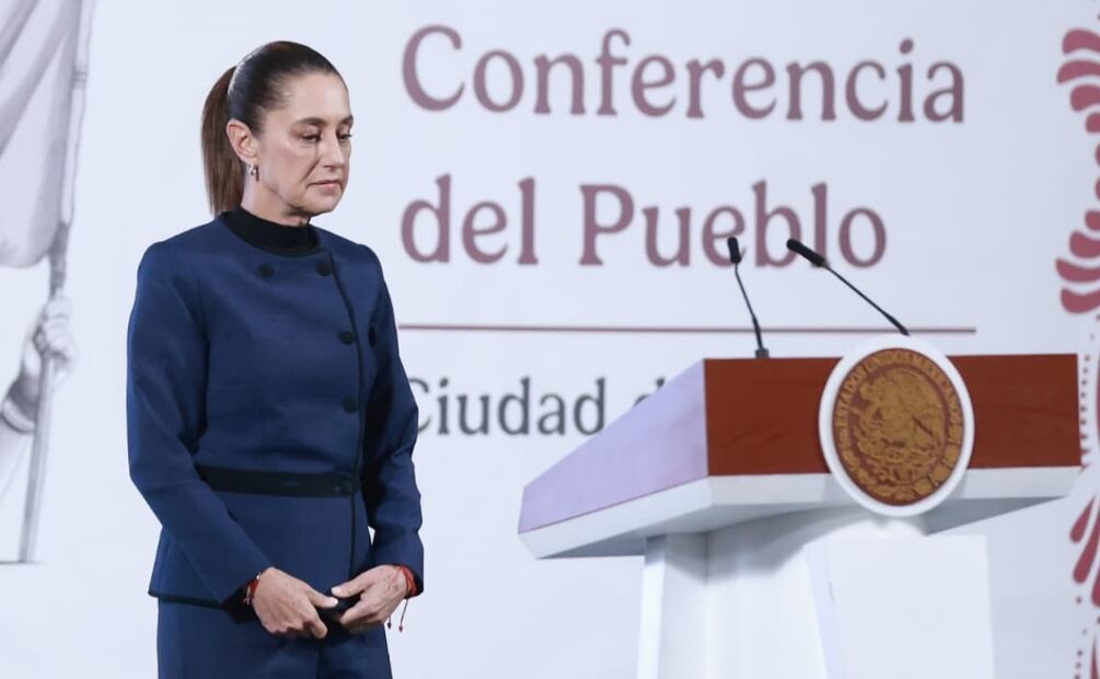 Al calificarlo como " Muy doloroso", Sheinbaum Pardo lamentó el asesinato de un estudiante del Colegio de Ciencias y Humanidades (CCH) Sur por parte de otro alumno, y en donde también fue agredido un trabajador, e informó que ofreció el apoyo de su gobierno a la UNAM para lo que se necesite. Foto: Fernanda Rojas / EL UNIVERSAL