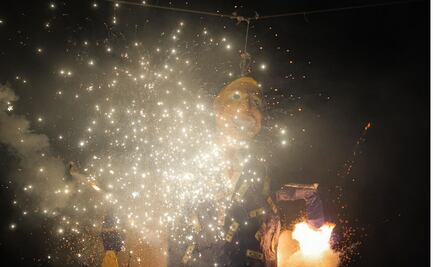Semana Santa 2025: Queman figura de Trump en la colonia Merced Balbuena