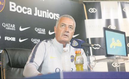 Ponen a Gustavo Alfaro, extécnico de Boca, en Chivas