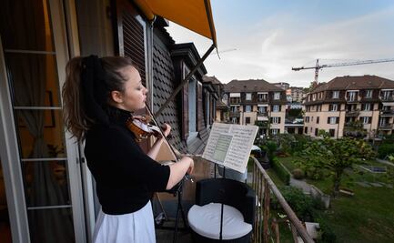 La violinista suiza que intenta "salvar almas" con su música 