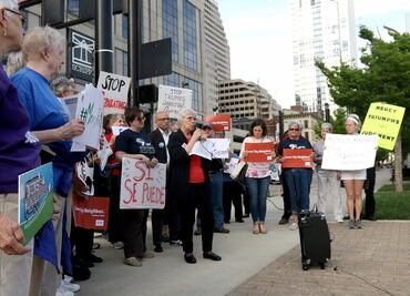 Deportan a la mexicana Maribel Trujillo; deja en EU a sus 4 hijos