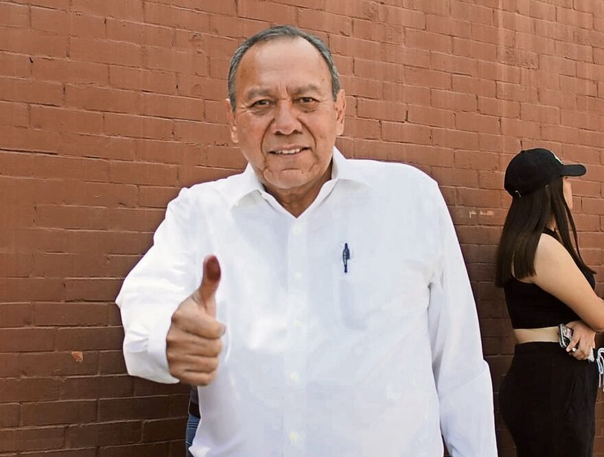 Jesús Zambrano Grijalva, líder nacional del PRD, reconoció la contundente derrota que sufrieron frente a Morena y aliados. Foto: Especial