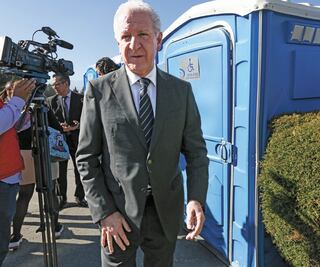 Al año, sólo 50% de autos se verifican dos veces