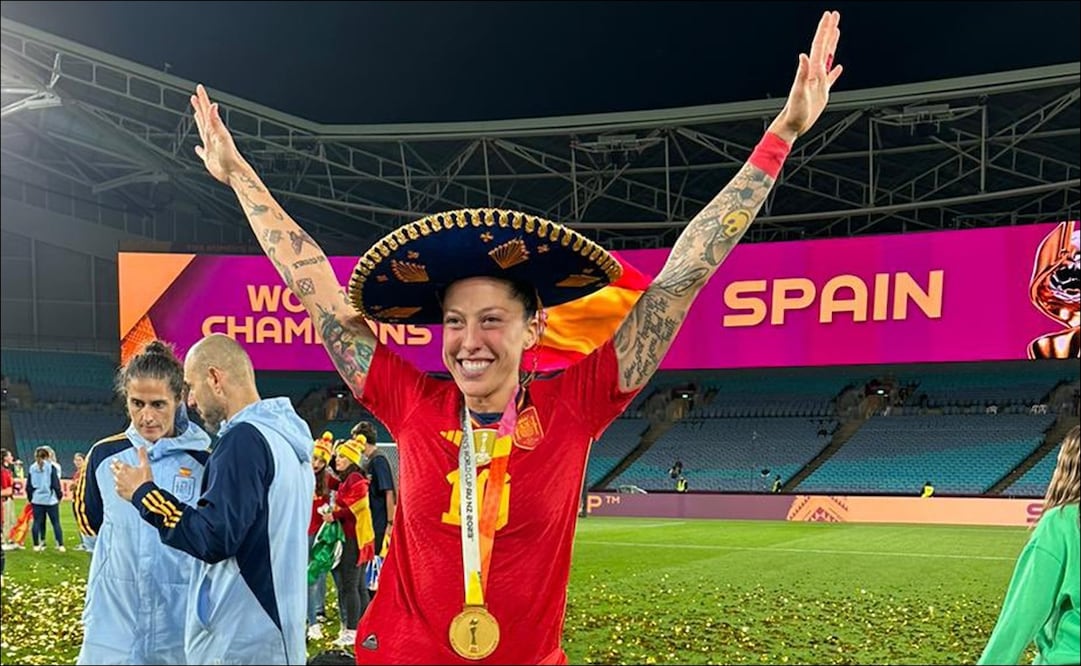 Jennifer Hermoso festejó con un sombrero de charro el título de España en el Mundial - Foto: @Jennihermoso