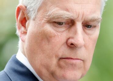 "No puede esconderse detrás de la riqueza y el palacio": buscan justicia contra el Príncipe Andrés por supuesto abuso sexual