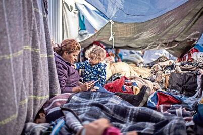 Gobierno de EU “pierde” a casi mil 500 menores migrantes